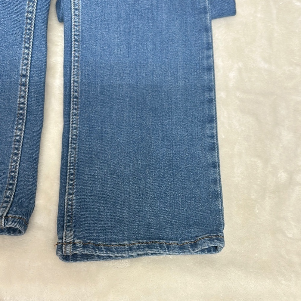 Levi's Blue Straight Jeans with Signature Design - Picture 7 of 8